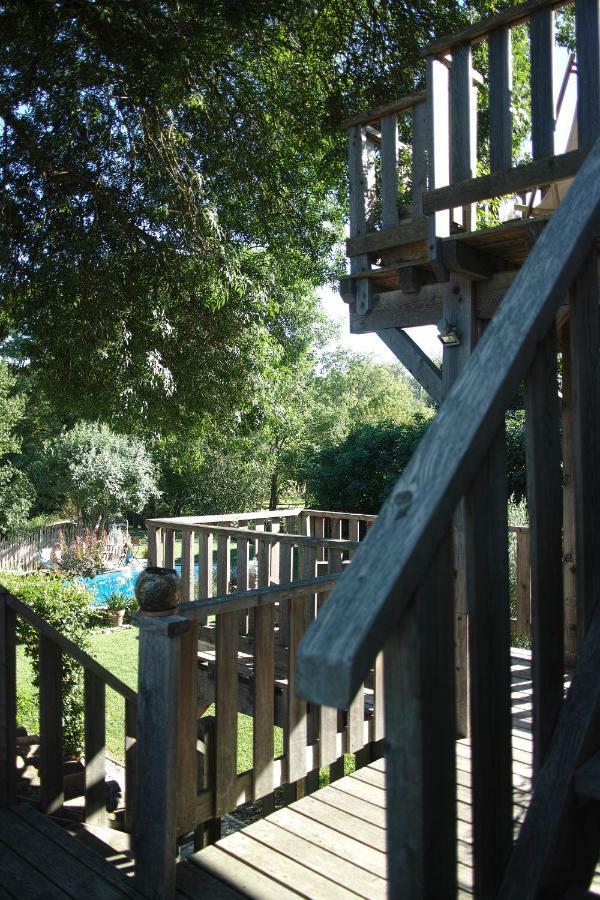 Bed and Breakfast Le Moulin De Picaud Grans Экстерьер фото