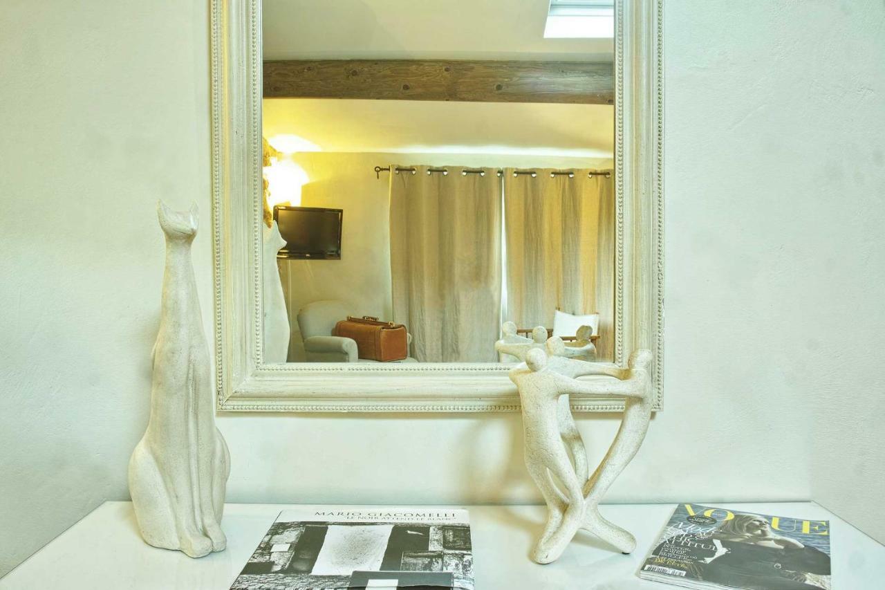 Bed and Breakfast Le Moulin De Picaud Grans Экстерьер фото